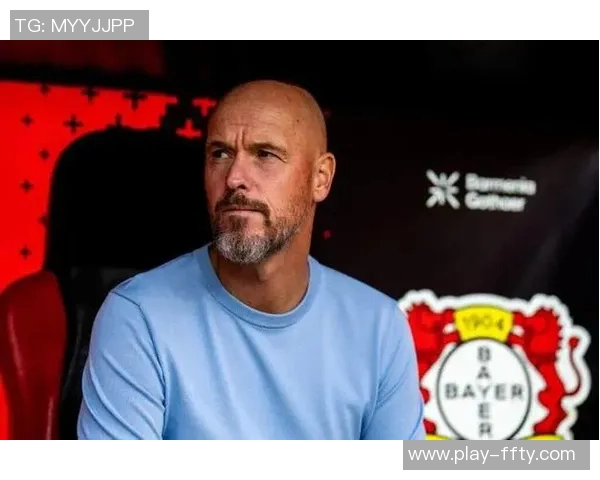 阿贾克斯惨遭欧冠0-3失利荷媒称总监欲邀滕哈赫重返执教