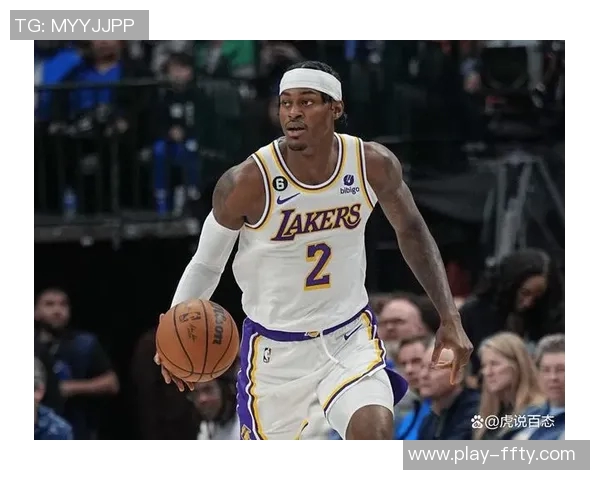 范德彪谈训练对抗卢卡的重要性为防守持球核心做好准备