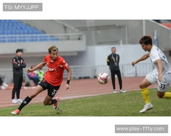 入籍中国33岁蓉城外援费利佩：我会考虑这事，但足协还没有找我