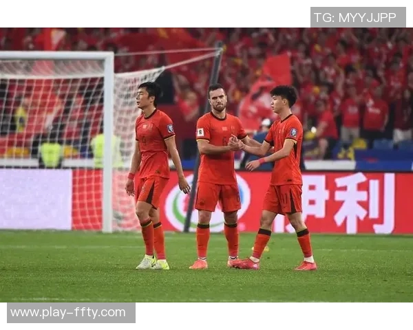 国足身价前十揭晓塞鸟王钰栋领衔三人破百万武磊意外跌出榜单